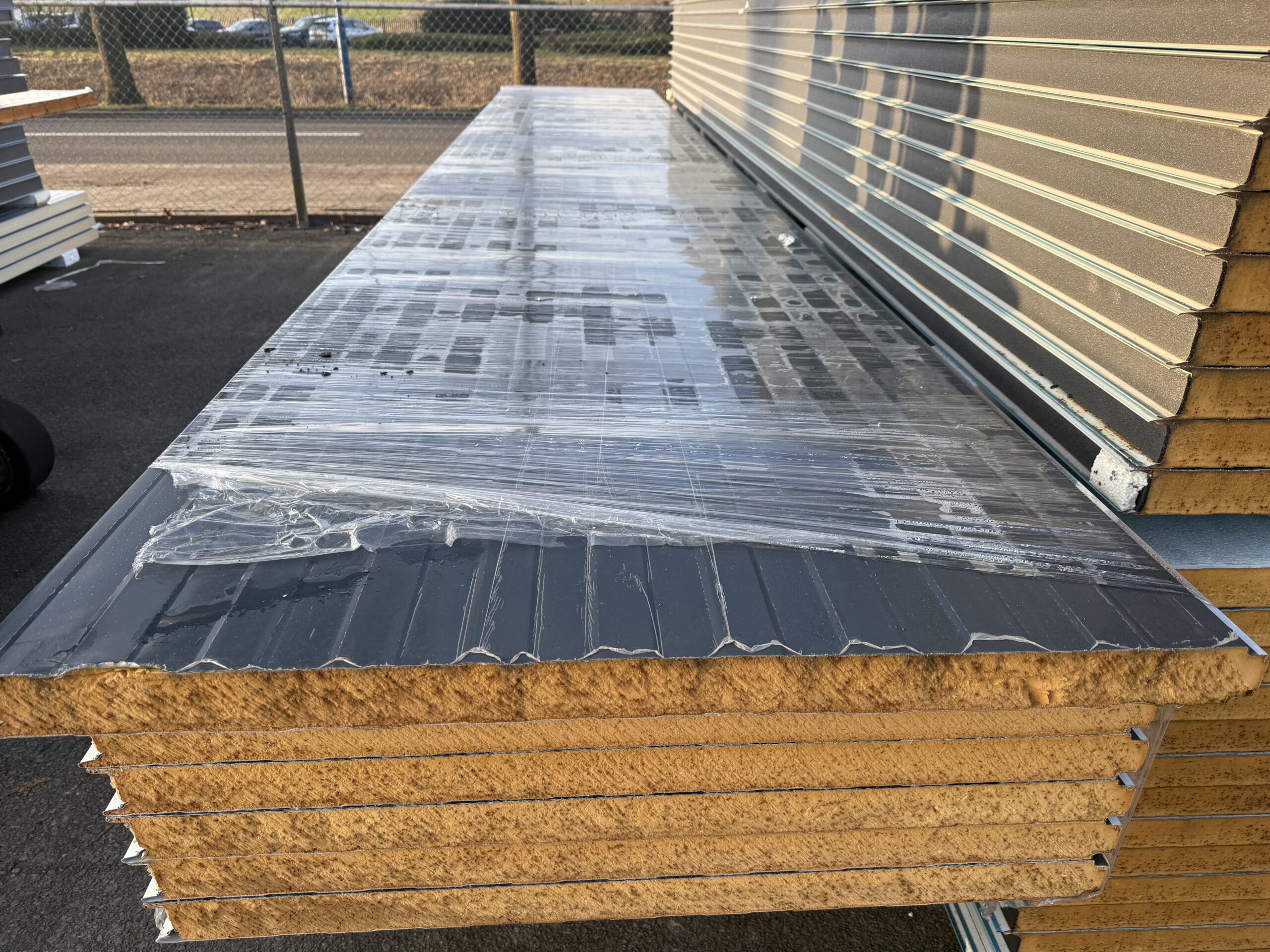 Wandpanelen | 7 x 6000mm | 60mm | RAL 7016 / RAL 9002 - Afbeelding 2